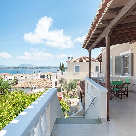 Theo Studios & Apartments Spetses Town Exterior photo