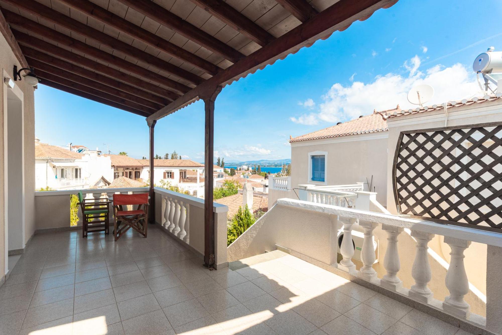 Theo Studios & Apartments Spetses Town Exterior photo
